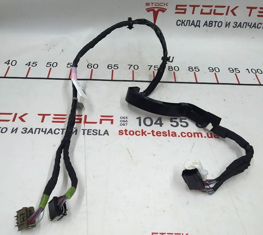 8 特斯拉 Model X 1063406-00-G 右后门减震接线
